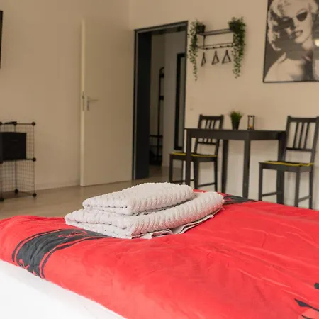 2 Zimmer In *